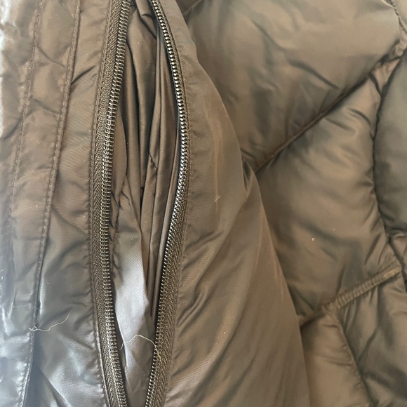 MEC Boundary Down Vest - Women's (Medium) - Picture 5 of 5